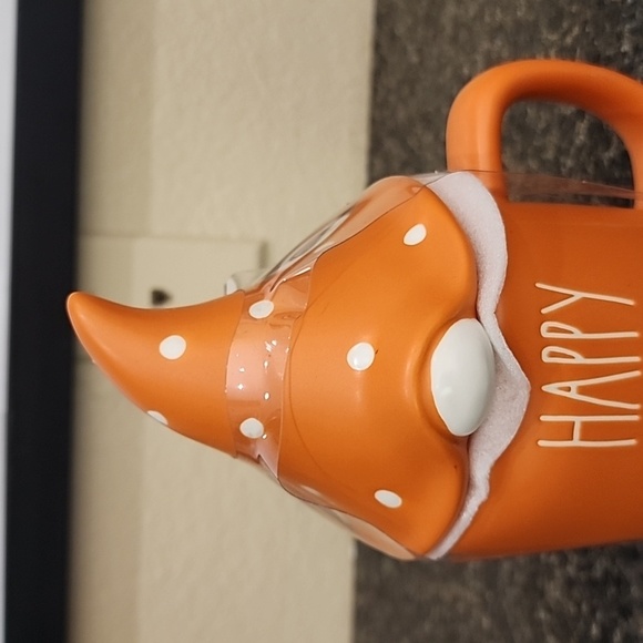 RAE Dunn fall mug with gnome lid - Picture 2 of 4